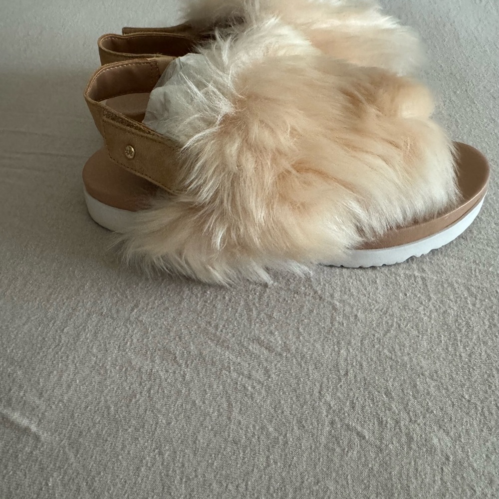 Kids Tan Fur Sandals
